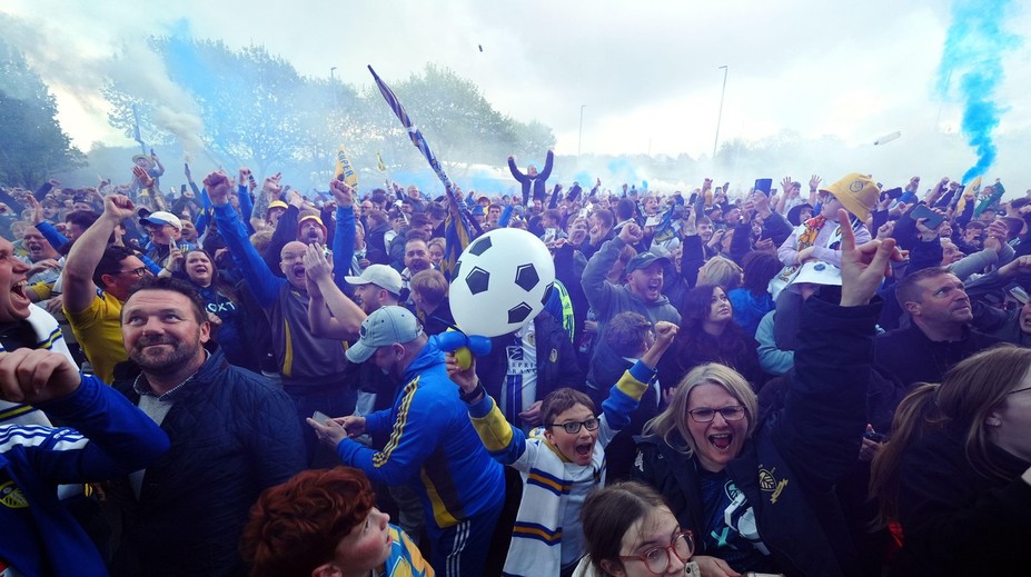 Najprestížnejšiu ligu sveta si vystrieľali so štýlom, Leeds zdemoloval Stoke City. Vracia sa aj Burnley