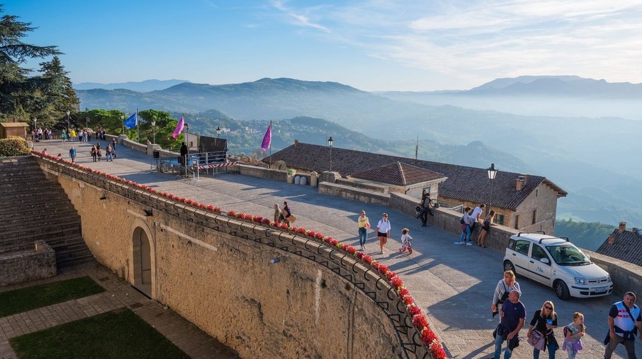 Chcete mať pokojnú dovolenku bez davov? Toto sú destinácie, kde cestuje najmenej turistov
