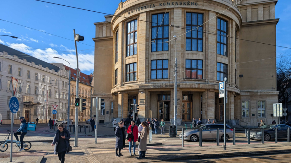 Univerzita Komenského v Bratislave stúpa v rebríčkoch. Zabodovala vo fyzike, psychológii aj udržateľnosti