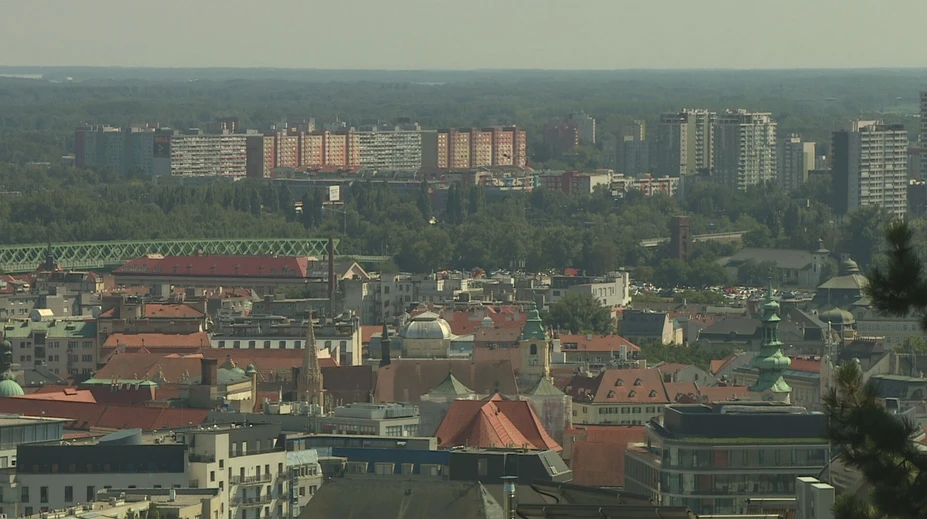 Realitná bublina sa prestala nafukovať. Ponuky pribúdajú, no kupujúcich brzdia drahšie hypotéky