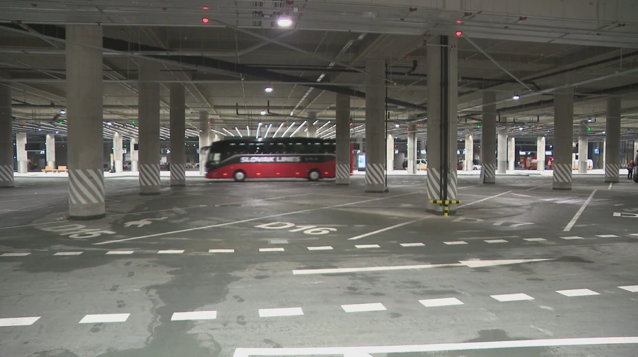 Sen o modernej stanici sa rozplýva, na Nivy už nebudú jazdiť desaťtisíce autobusov ročne. Najviac utrpia cestujúci