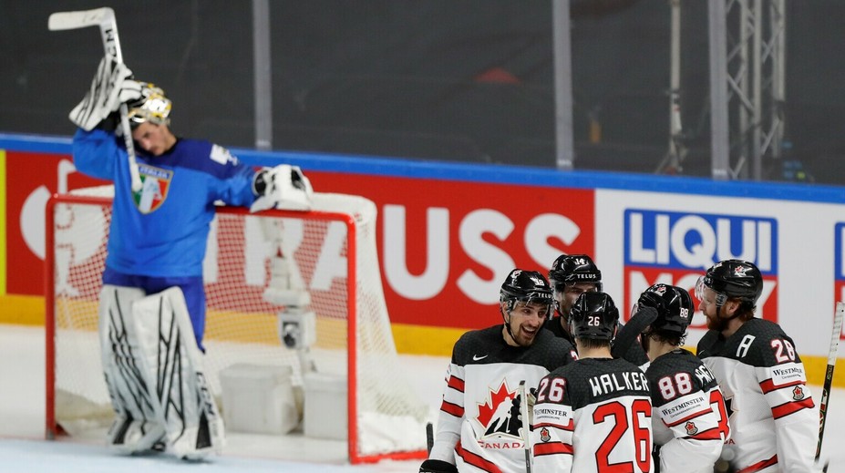 Skupina B: Kanada zdolala Taliansko a stále má šancu postúpiť do štvrťfinále