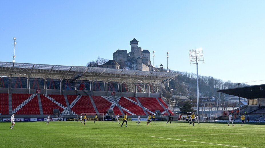 Posledné októbrové kolo FL: Dva tímy s úmyslom natiahnuť úspešnú sériu, ťahákom nedeľňajší duel