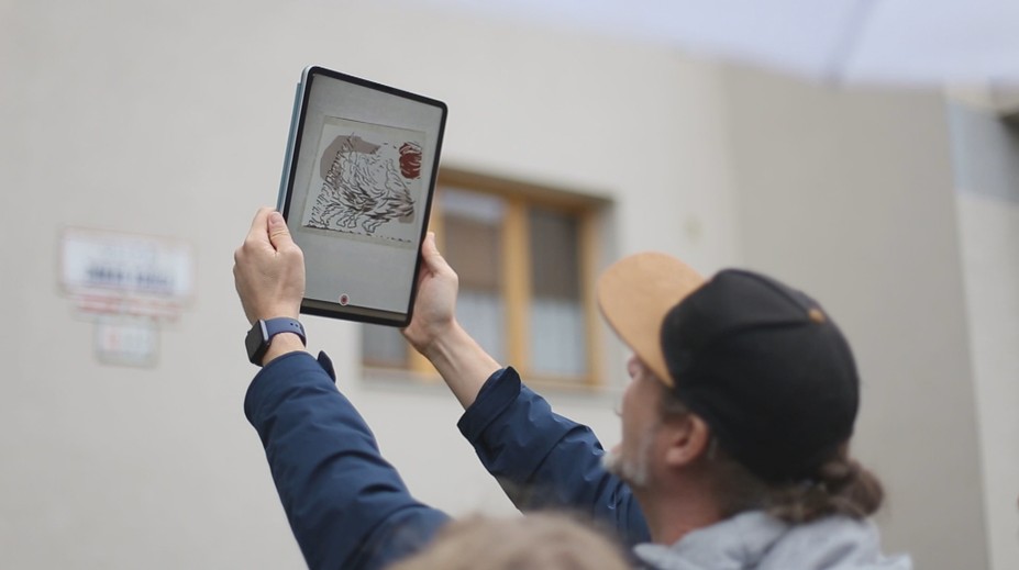 Desaťročia mlčalo, dnes sa hýbe: Takto nadšenci vdýchli život sídliskovému umeniu