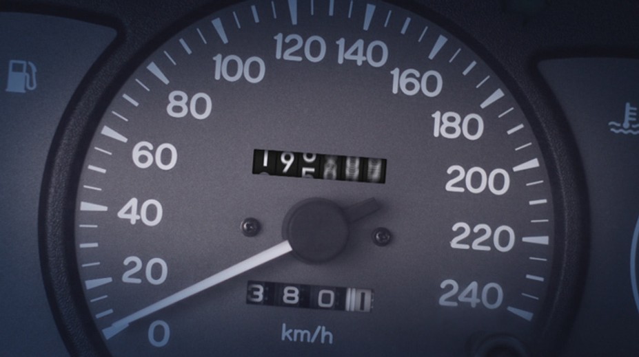 Podvody s pretočenými tachometrami ešte viac sprísnia