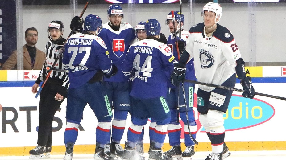 Najprv rýchly obrat, potom kontrola zápasu. Slováci začali generálku na OH siedmimi gólmi v sieti Nórska