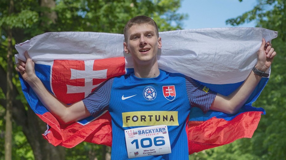 V horúčavách behá celé hodiny, na trať vyráža aj bez spánku. Marijan má veľký cieľ