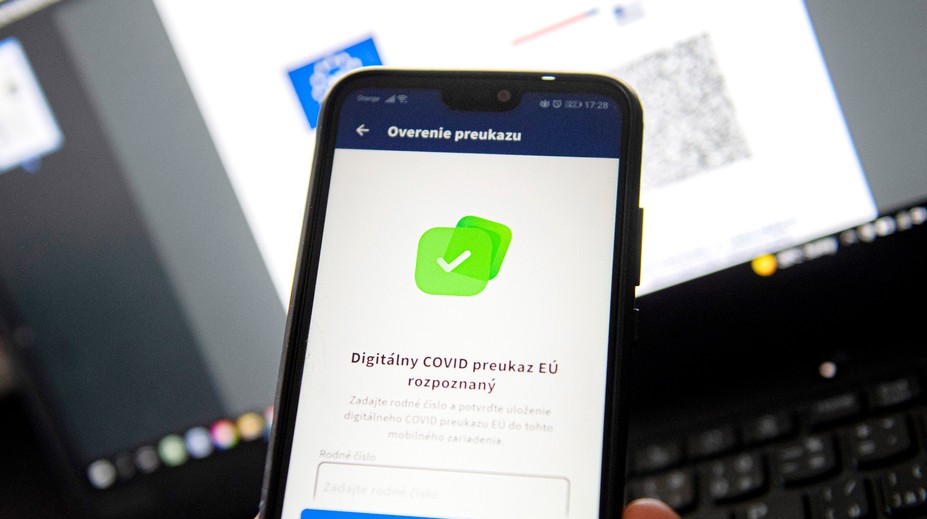 Aplikáciu na overovanie COVID preukazov testujú, čaká sa na schválenie ministerstva
