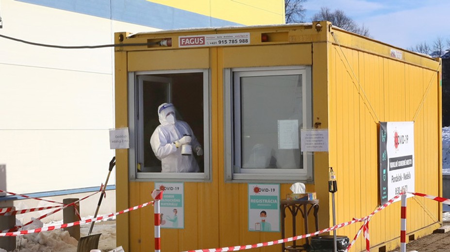 Dostať sa na antigénový test môže byť už na budúci týždeň vážny problém