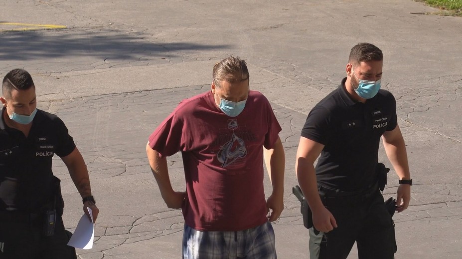 Notár mal spreneveriť takmer tri milióny eur. Polícii povedal neuveriteľný príbeh