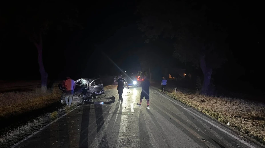 FOTO: Mimoriadne tragická nehoda na východe Slovenska. Čelná zrážka si vyžiadala životy dvoch ľudí