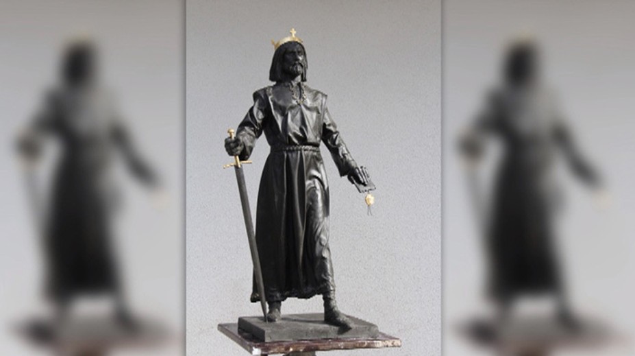 Namiesto desiatok tisíc eur iba omrvinky. Zbierka na sochu v Banskej Bystrici je žalostná