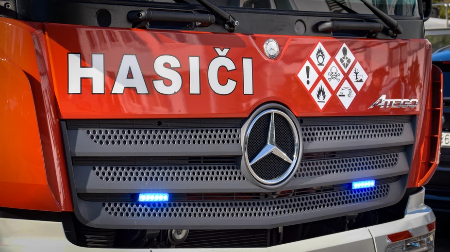 Veľký požiar bytu v Košiciach: Hasiči museli evakuovať obyvateľov
