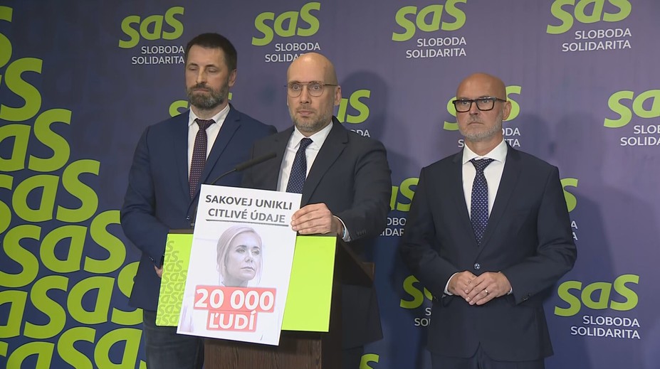 Škandál, aký na Slovensku nemá obdobu. Zo štátneho úradu unikli osobné údaje desiatok tisíc občanov