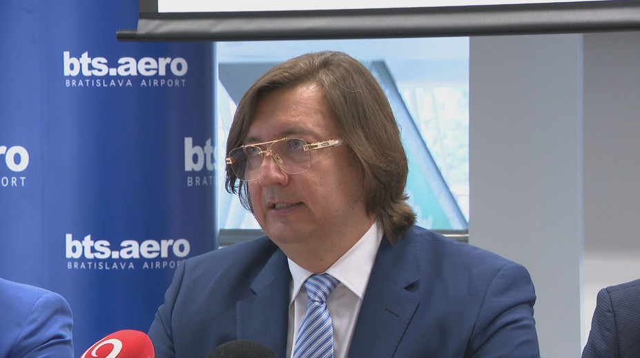 Skrachovali pred tromi mesiacmi, už lákajú Slovákov na nové dovolenky. Majiteľ neslávnej cestovky je späť