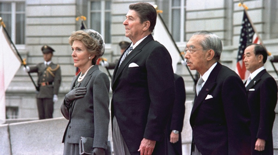 Bývalú prvú dámu Nancy Reaganovú pochovali vedľa manžela v Kalifornii