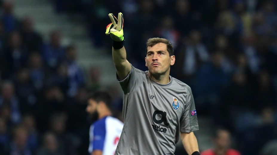 Jeden z najlepších brankárov histórie sa lúči. Iker Casillas ukončil kariéru