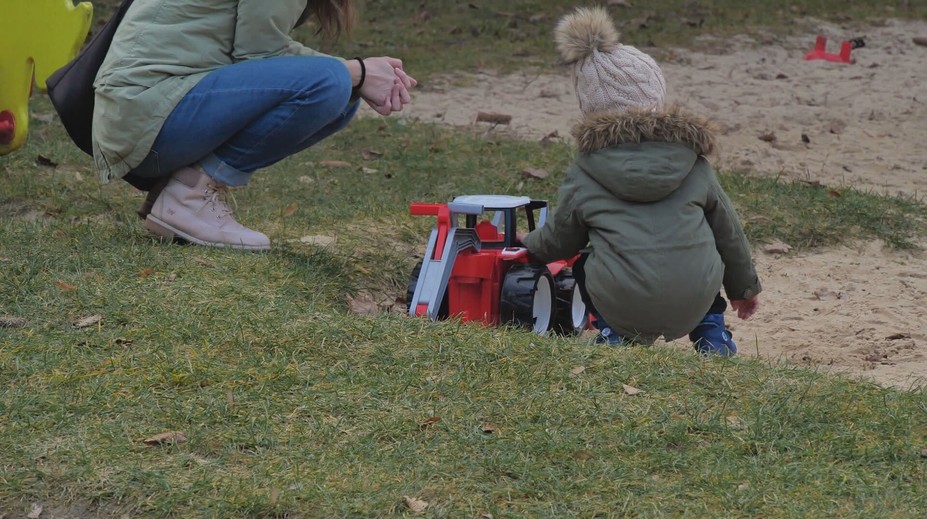 Andrea ušla s dvoma malými deťmi pred tyranom. O alimenty musela tvrdo bojovať