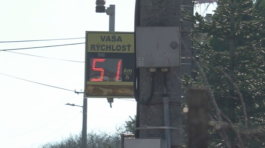 Ďalší bič na rýchlych šoférov. V zahraničí je to bežné, na slovenských cestách to ešte len spoznáme