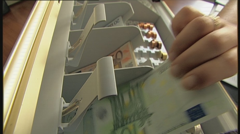 Vláda odobrila ďalší odklad splatnosti poistného