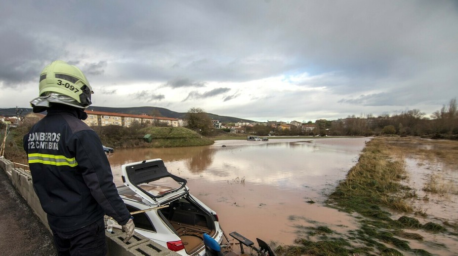 Silná víchrica na juhu Európy: O život prišli najmenej štyria ľudia