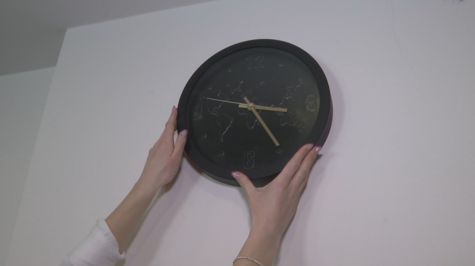 Zrušenie striedania času pripomína nekonečnú odyseu. Pretočenie hodiniek nás čaká opäť