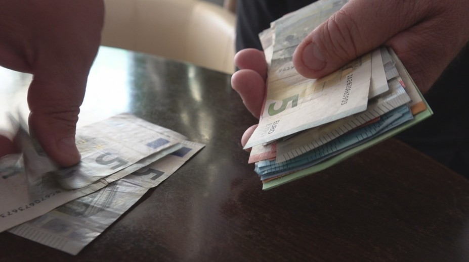 Zdražovanie, ktoré pocíti každý: Za poistenie auta, domu či dovolenky si poriadne priplatíme