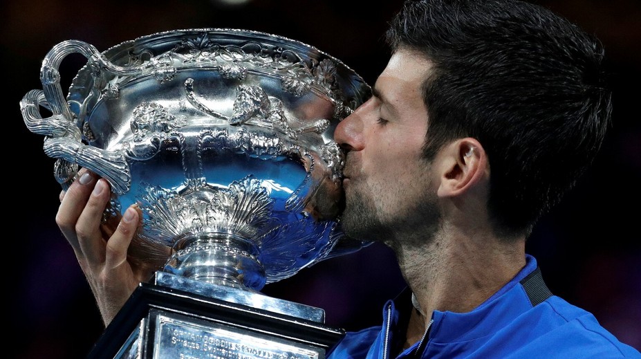 Djokovič siedmykrát vyhral Australian Open. Nadalovi nedal žiadnu šancu