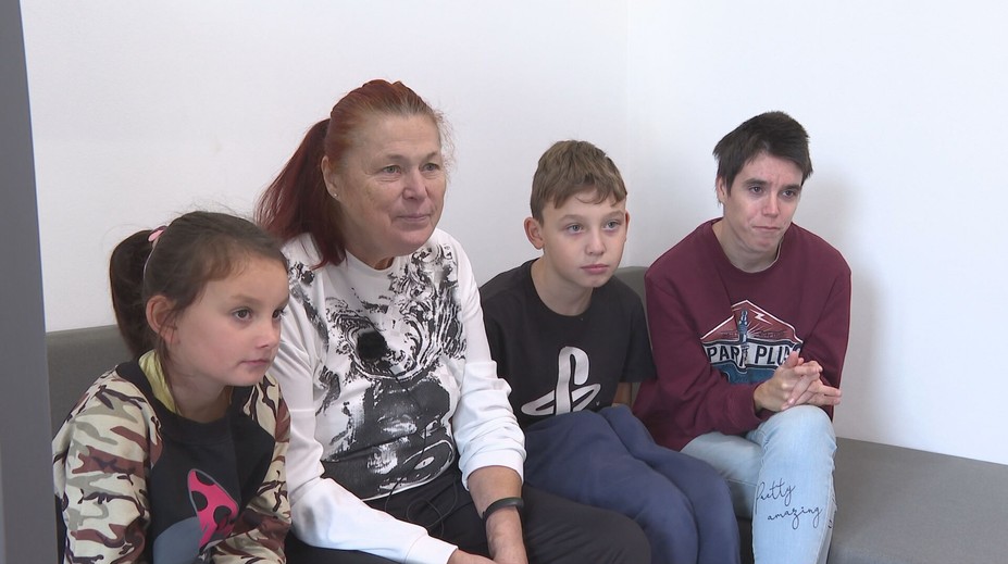 Prišli o mamu, domov a takmer aj o nádej. Pred Vianocami dostali dar, ktorý zmenil ich život