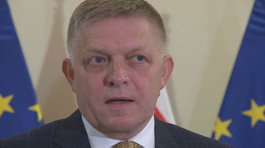 Dobehli ich staré dlhy. Vláda by mala do konca roka čeliť hlasovaniu o dôvere