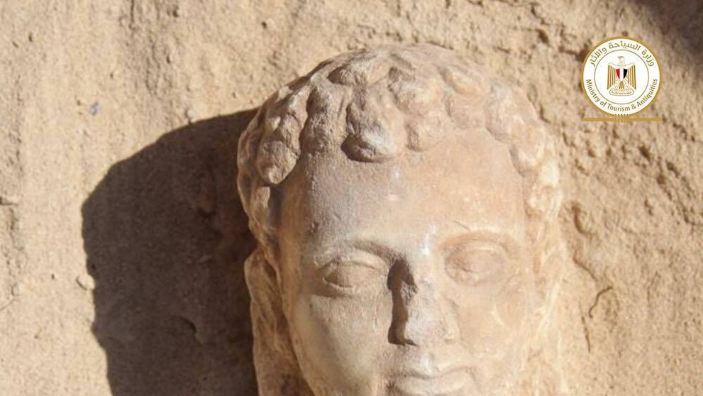 Na snímke z roku 2008 tím slovenskej lyžiarskej reprezentantky Veroniky Zuzulovej. Vľavo v popredí servisman Vladimír Kovár.