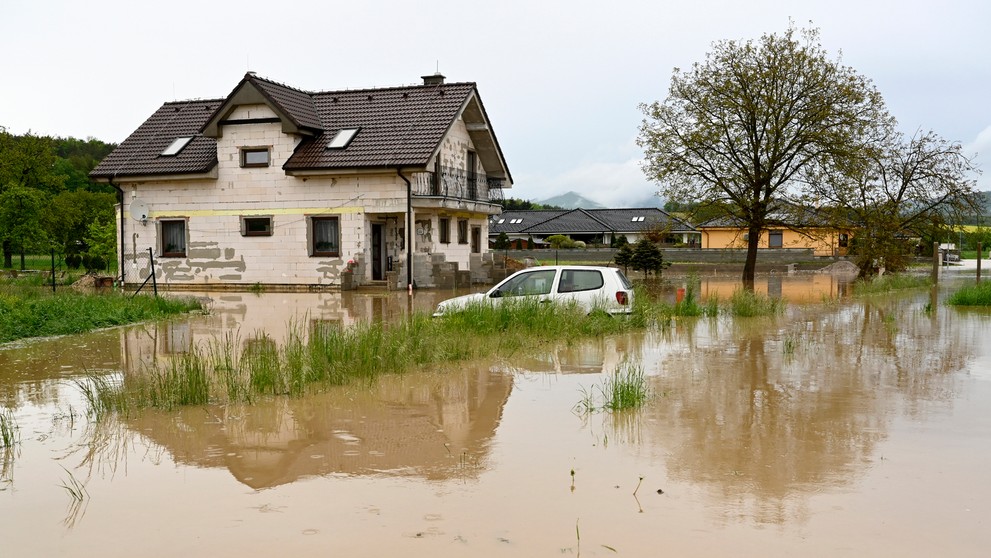 Povodeň v obci Horné Naštice.