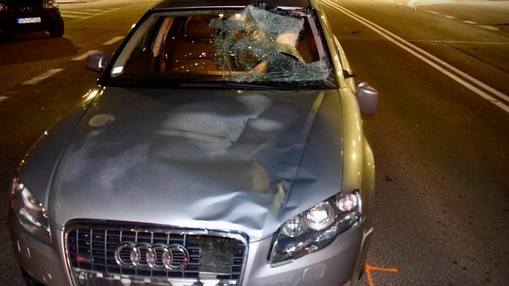 Tragédia v Topoľčanoch. Vodič zrazil 69-ročnú chodkyňu, zraneniam podľahla 