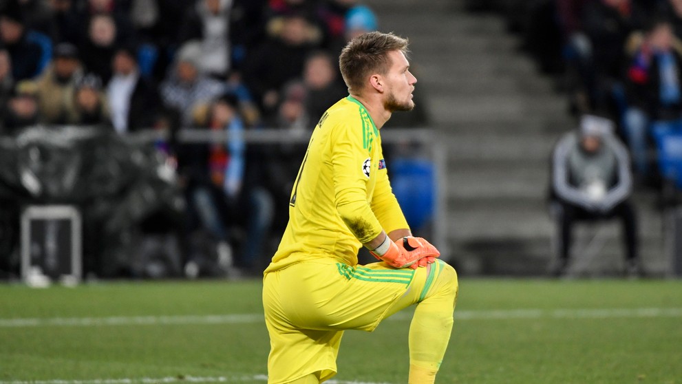 Veronika Velez - Zuzulová a Petra Vlhová pred odletom na ZOH 2018 v juhokórejskom Pjongčangu..jpg