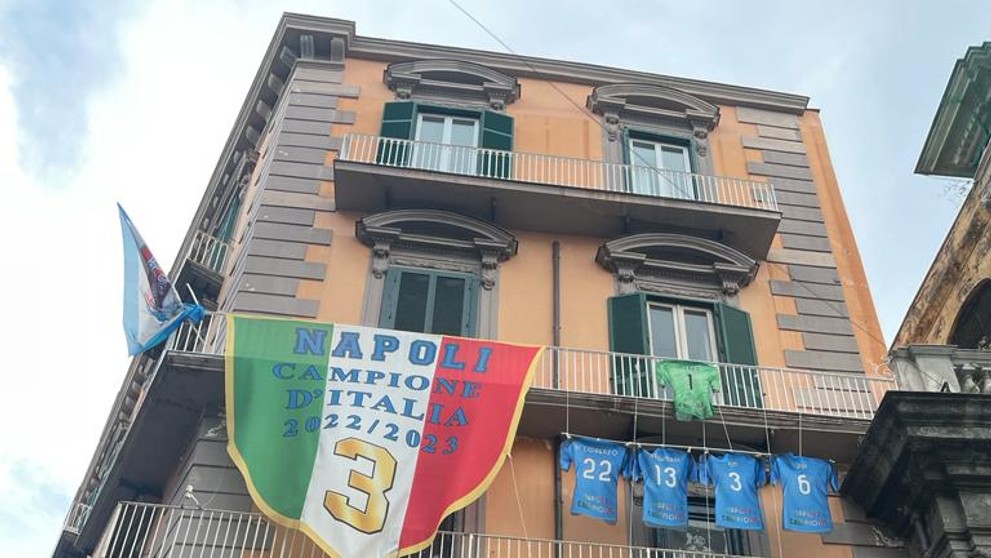 Neapol oslavuje titul.