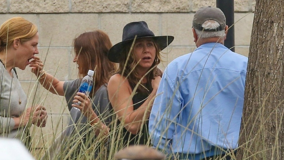 Jennifer Aniston si vymieňala názory s neznámym mužom