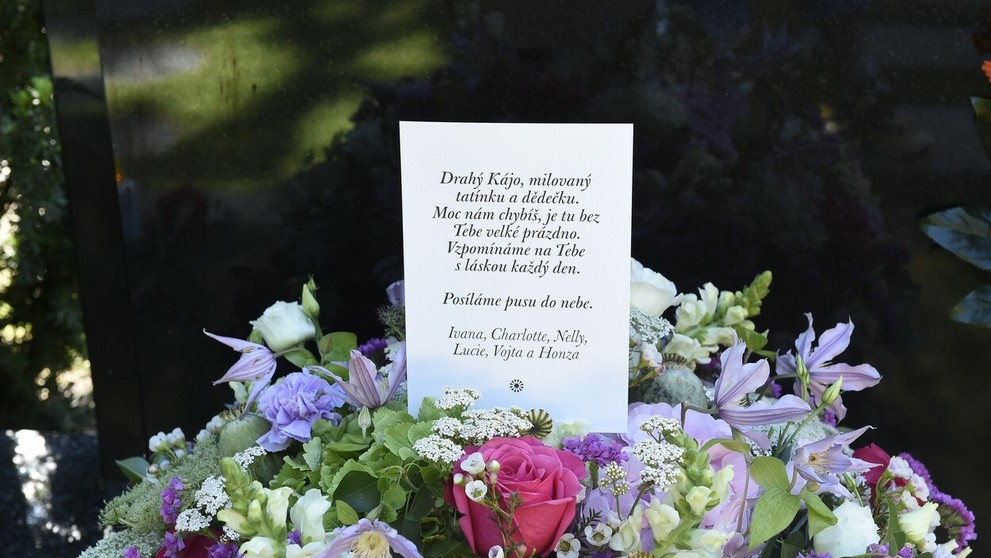 Odkaz Karlovi Gottovi od najbližšej rodiny.