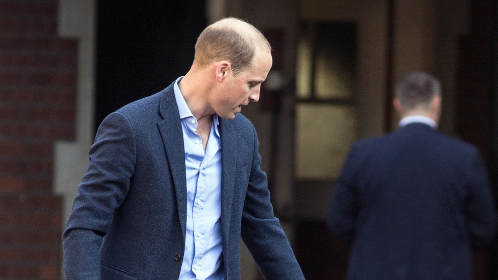 Princ George šiel prvýkrát do školy