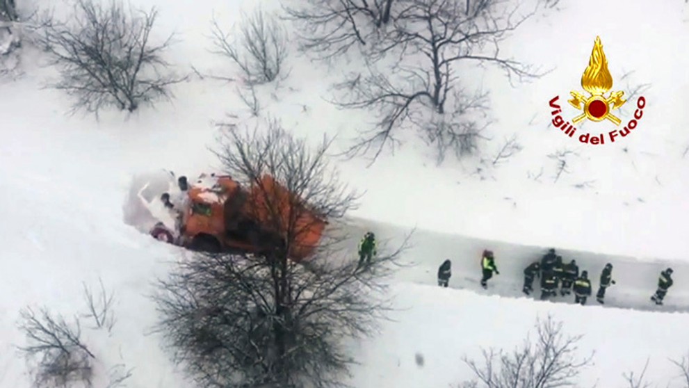 Záchranári sa nevedeli dostať na miesto.