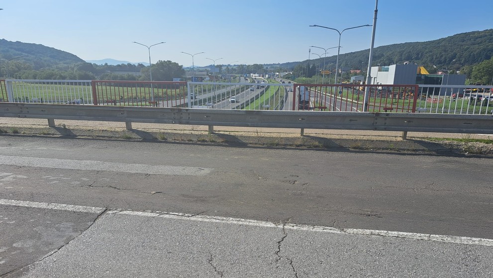 Kremničiansky most uzavreli.