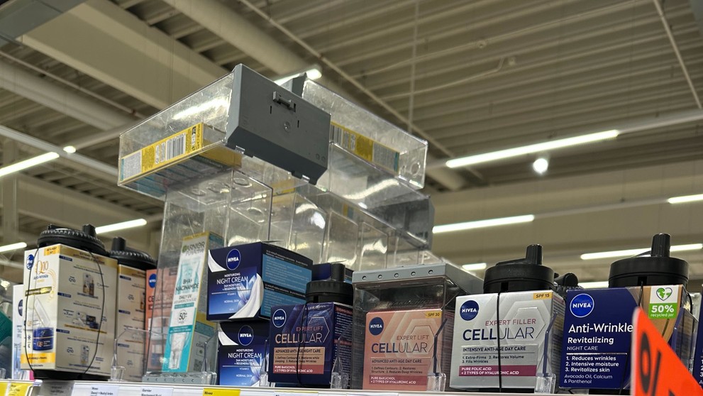 Ochrannými čipmi obchody chránia aj drogériu a kozmetiku