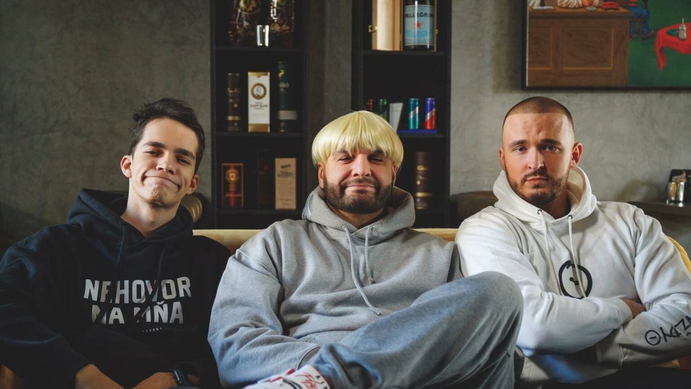 Vytiahnutá pásomnica.