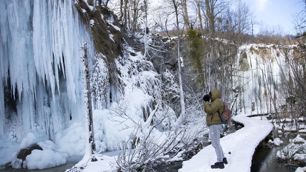 Zamrznuté Plitvické jazerá.
