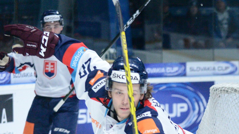 Radosť Martina Gernáta po góle do ruskej brány na Slovakia Cupe.