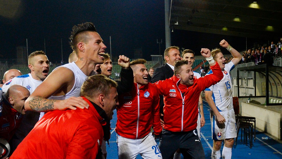 Slovensko postúpilo na EURO 2016