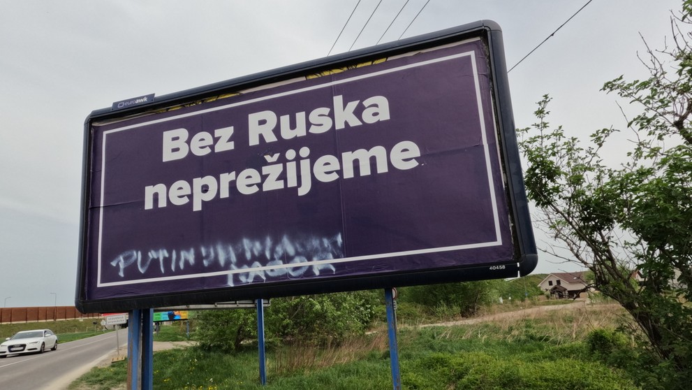 Kontroverzná billboardová kampaň.