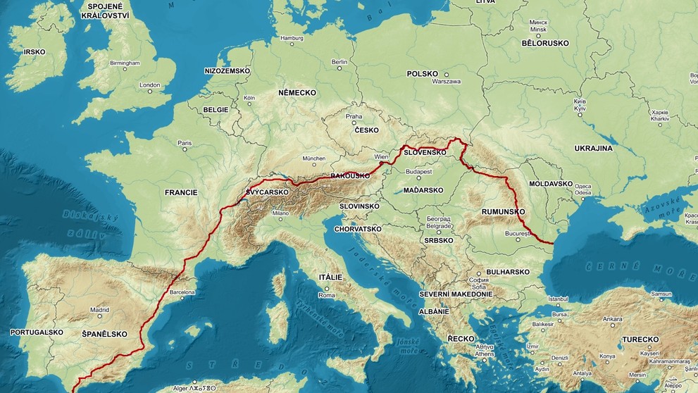 Trasa, ktorú si Peter naplánoval - od Atlantiku po Čierne more.