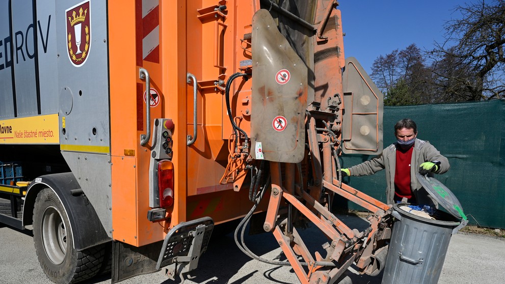 Košeca ako prvá obec na Slovensku kompletne zdigitalizovala zber odpadu