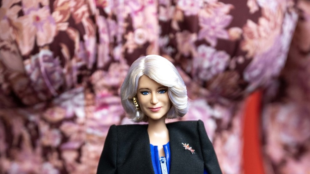 Kráľovná Kamila dostala bábiku so svojou podobizňou