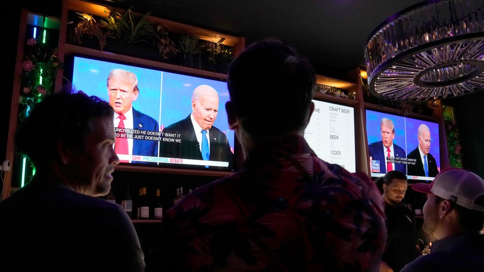 Trump s Bidenom sa stretli v prvej debate.